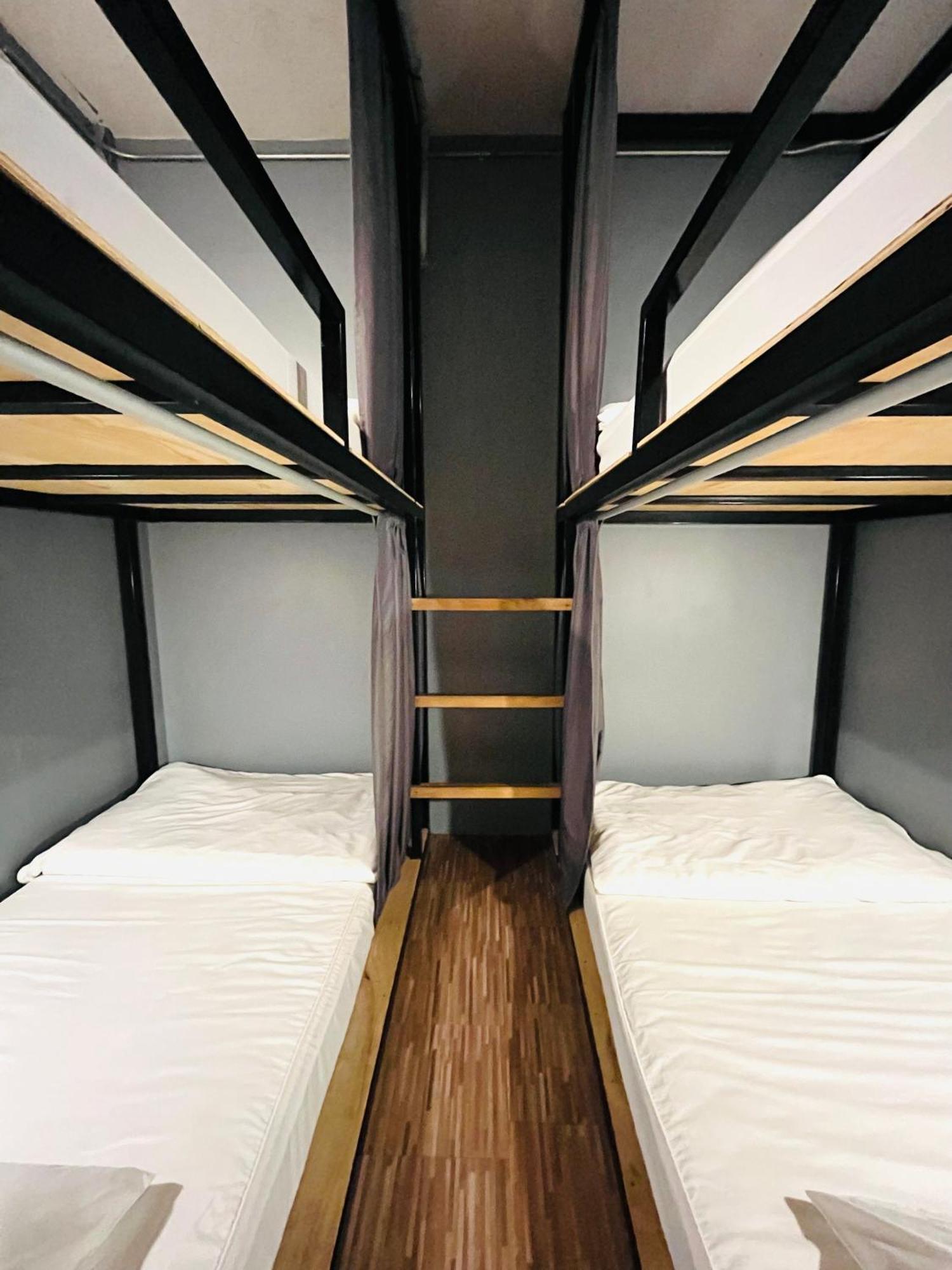 The Backpack Hostel Bangkok Kültér fotó